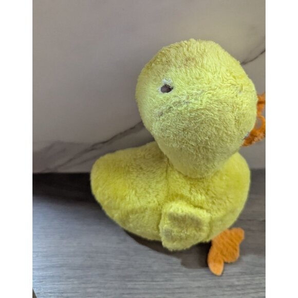 Vtg 1960 Chicken Little Book By Doubleday  with Plush Yellow Duck Toy - Picture 13 of 13